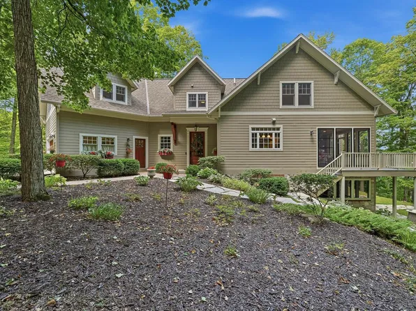 N7853 Lakeside Park ROAD, Elkhart Lake, WI 53020
