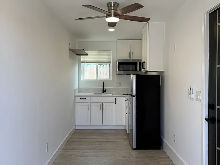 1935 Washington St #5 — Photo 1