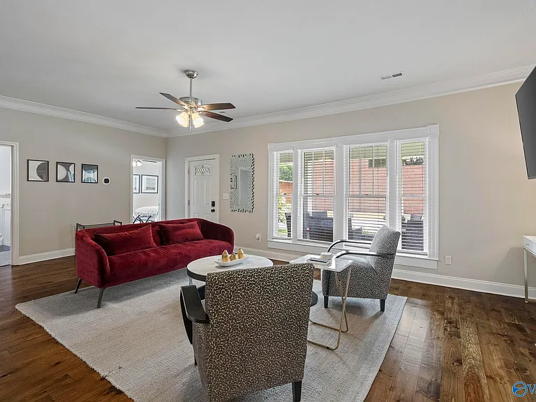 4286 Sullivan St — Photo 20