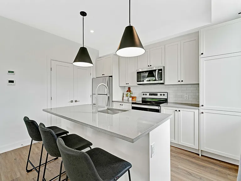 157 Sanford Ave #C — Photo 17