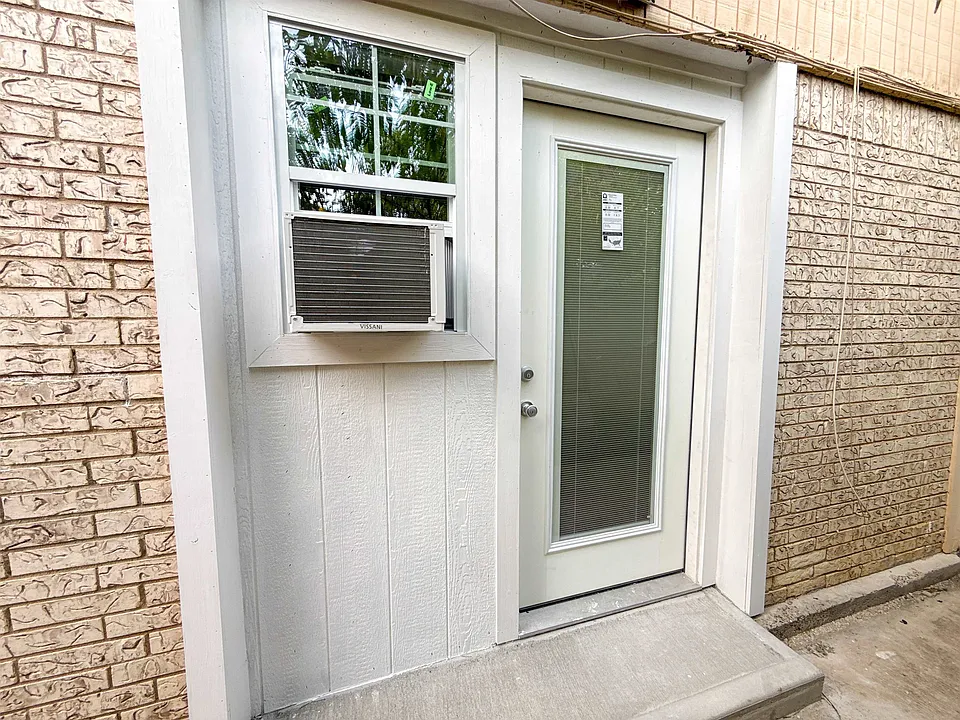 106 Florida St