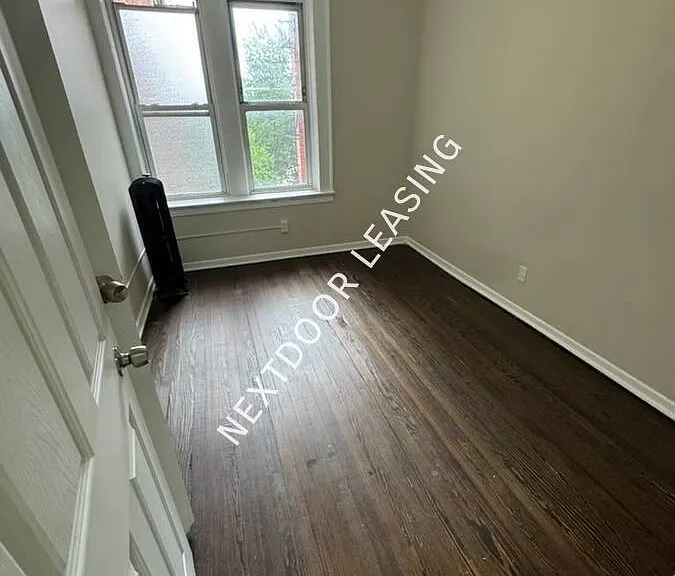 220 Roseville Ave #305M — Photo 6