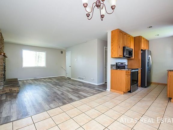 5th image of 10553 W 106th Ct