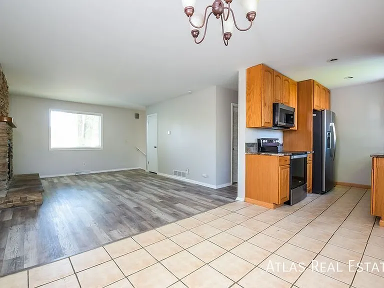 10553 W 106th Ct — Photo 5