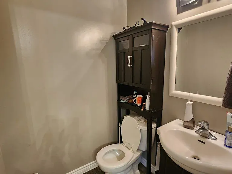 40 Fairfax Ct #17 — Photo 10