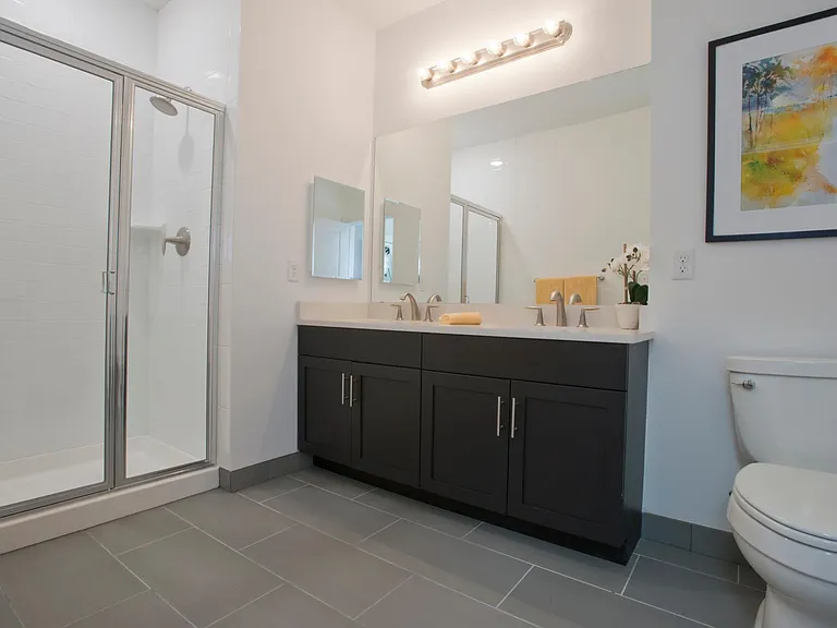Colonial Pointe at Franklin Lakes — Photo 29