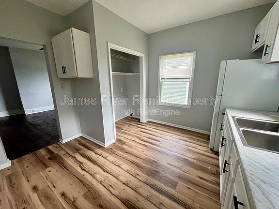 5th image of 1521 Taylor St