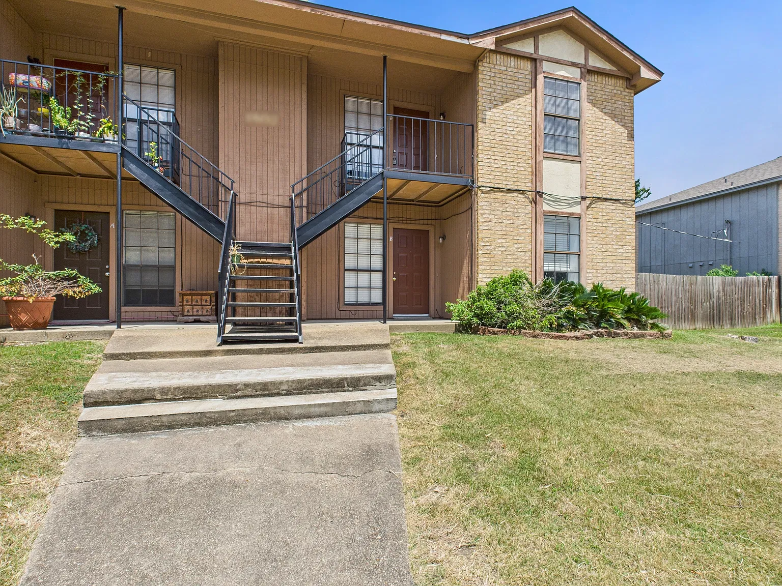 1802 Woodsman Drive- D - D — Photo 1