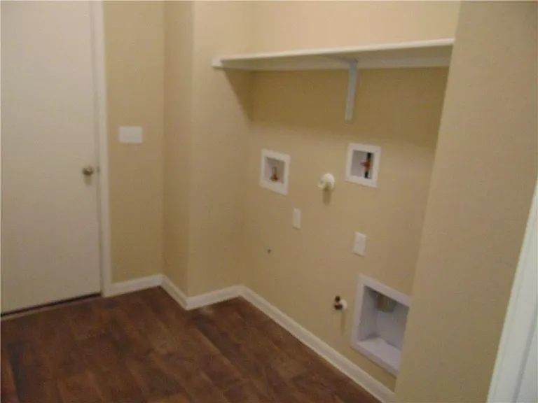 305 Cibolo Creek Dr — Photo 12