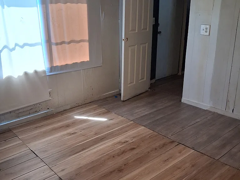 1231 Hebert Ave — Photo 6