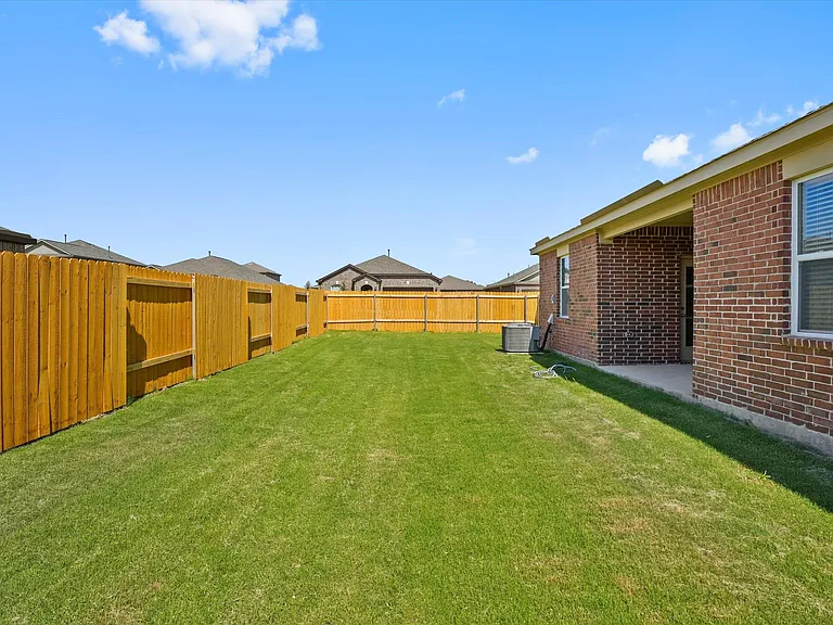 2113 Erlinda Dr — Photo 30