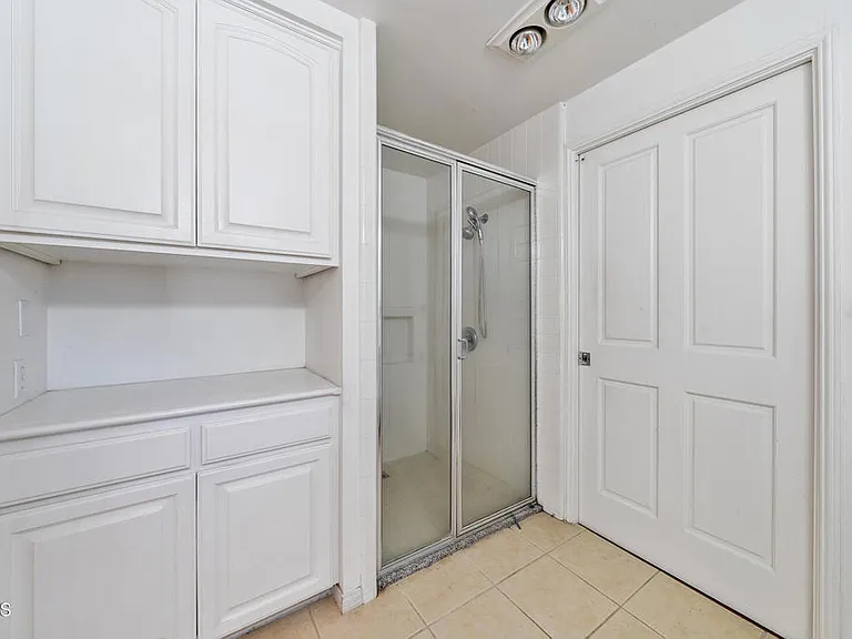 2335 Lorain Rd — Photo 43