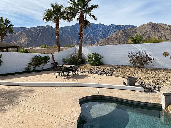 3rd image of 3869 Vista Verde