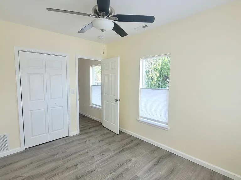 1527 W Colorado Ave #201 — Photo 21