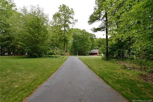 3rd image of 186 Dawley Dr