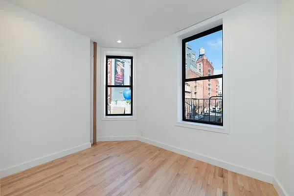 Rented by REAL New York | media 11