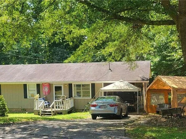 4776 Ballew Dr, Powder Springs, GA 30127