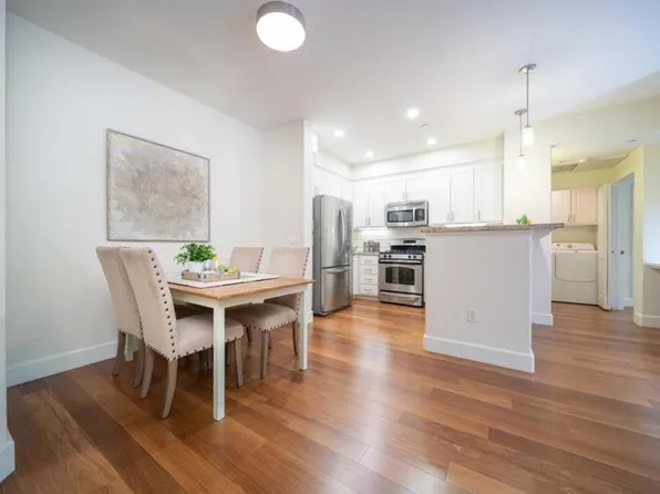 4388 El Camino Real Unit 128, Los Altos, CA 94022