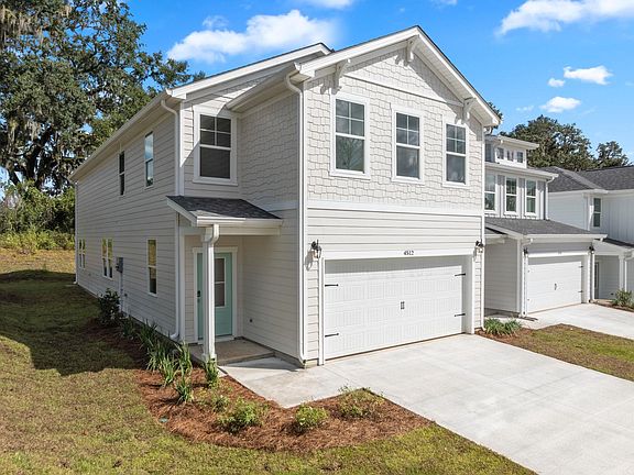 2nd image of 4528 Garden Oaks Way