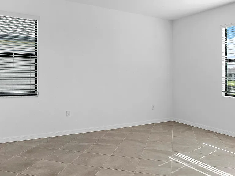14882 Portico Blvd — Photo 43