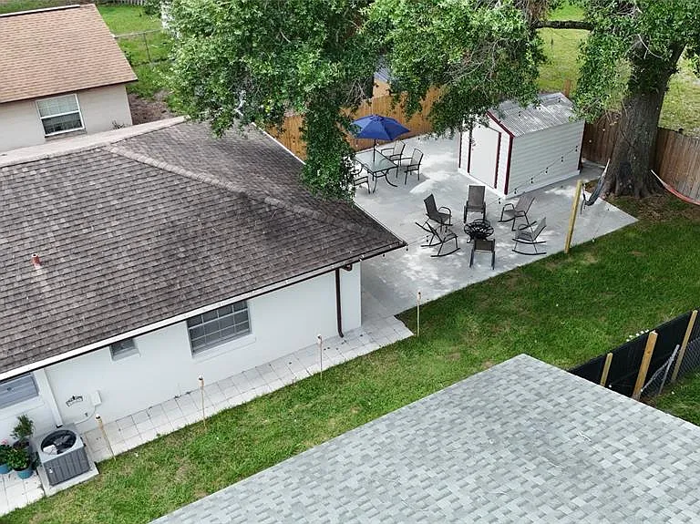536 Hibiscus Way #7-B — Photo 34