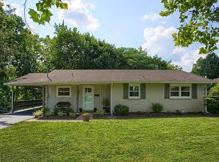 122 Old Mill Dr, Camp Hill, PA 17011