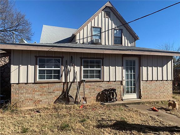 2nd image of 326 N Stewart Ave