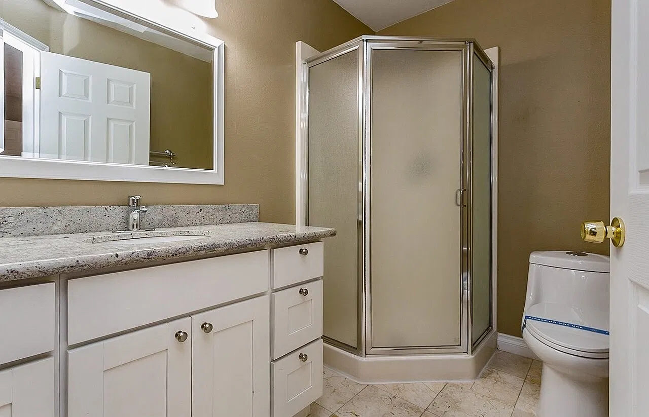 3410 Northeast 149th Avenue - 1 — Photo 2