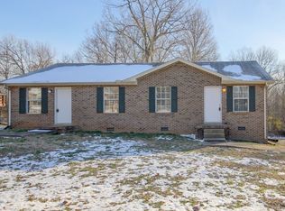 3401-3403 John Taylor Rd, Woodlawn, TN 37191