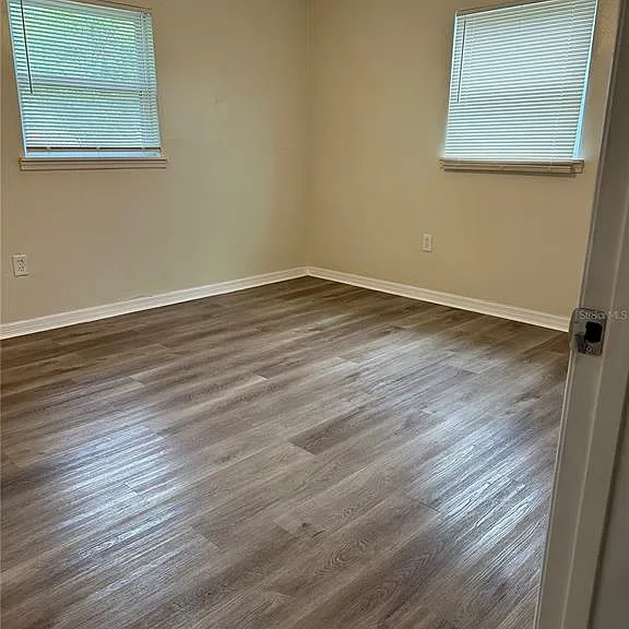 1343 Croyle Dr — Photo 10