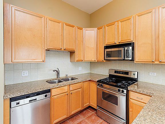 5th image of 2707 N Campbell Ave #3N