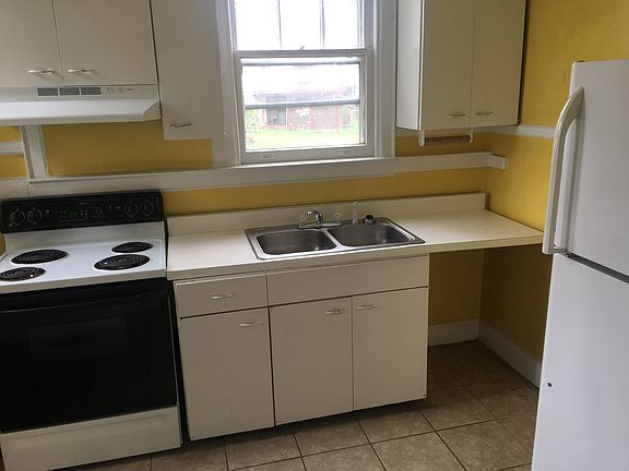 2nd image of 618 Grant St #618A