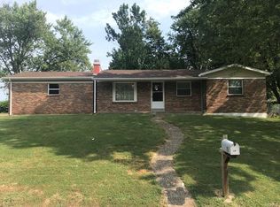19 Griffin Dr, Saint Peters, MO 63376