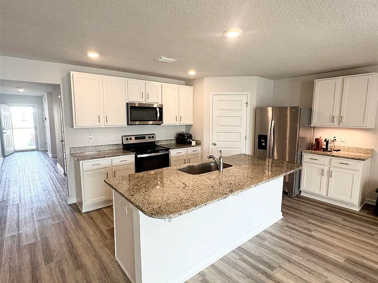 3865 James Stovall St — Photo 4