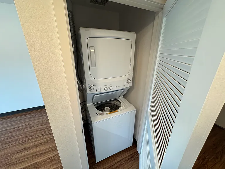 Mysa Apartments — Photo 22