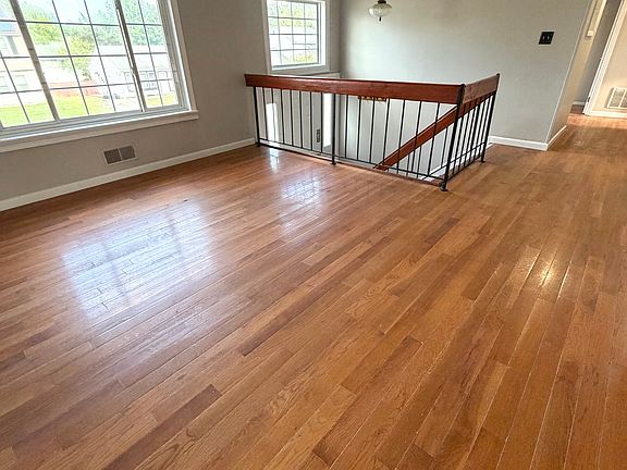 2nd image of 184 Village Dr