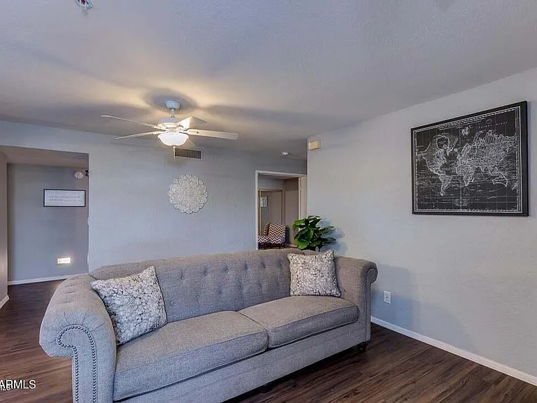 1333 E Morten Ave #140 — Photo 5
