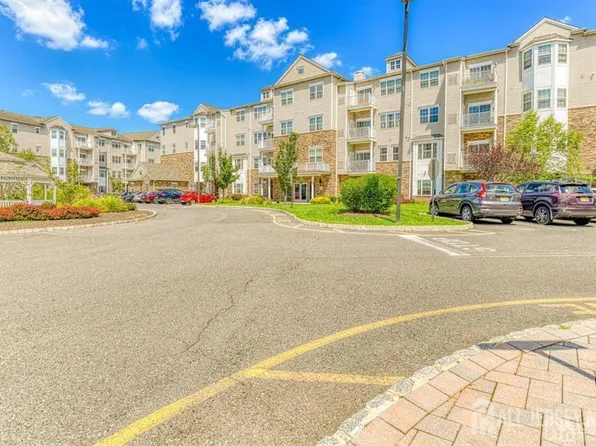 123 Tower Blvd, Piscataway, NJ 08854