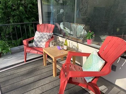 321 Bellevue Way SE — Photo 5