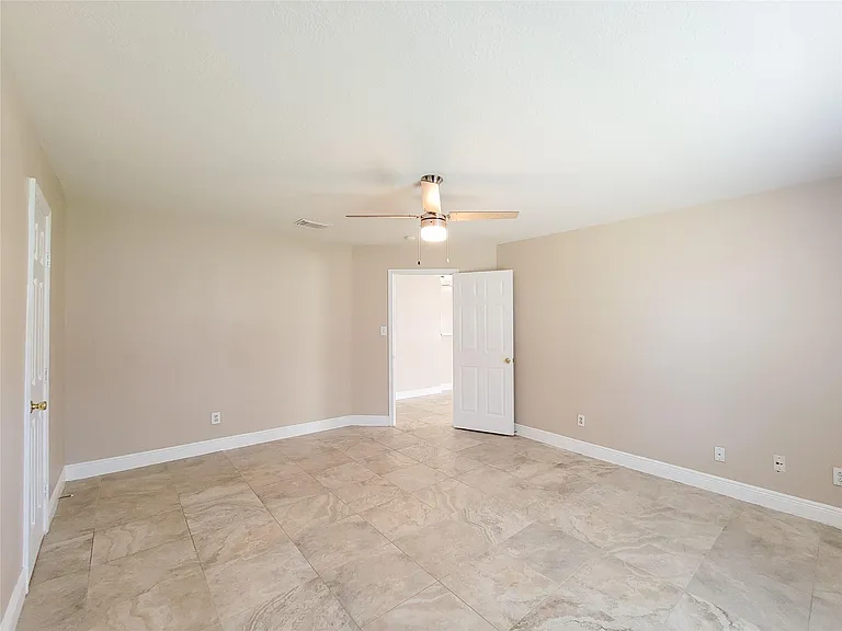 9319 Knockomie Ct — Photo 16
