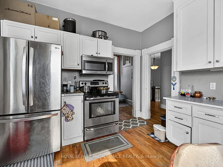 2 King St E #42 — Photo 7