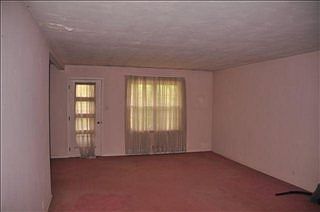 1st image of 320 W Park Dr
