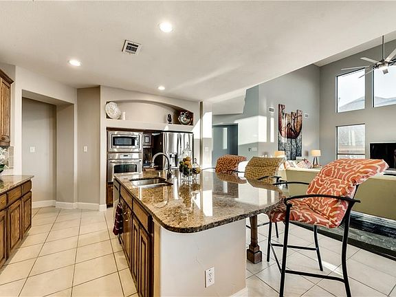 4th image of 2450 Channel Isle Dr
