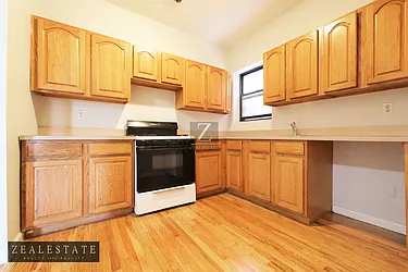 Rented by ZealEstate Group Inc
