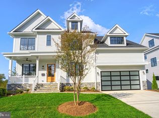 1607 Woodmoor Ln, Mc Lean, VA 22101