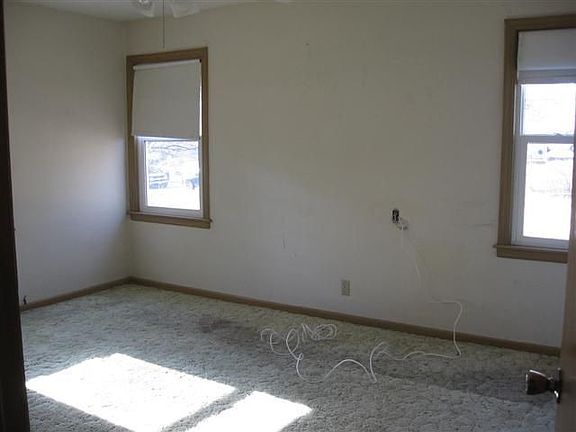 5th image of 4522 Moats Ave