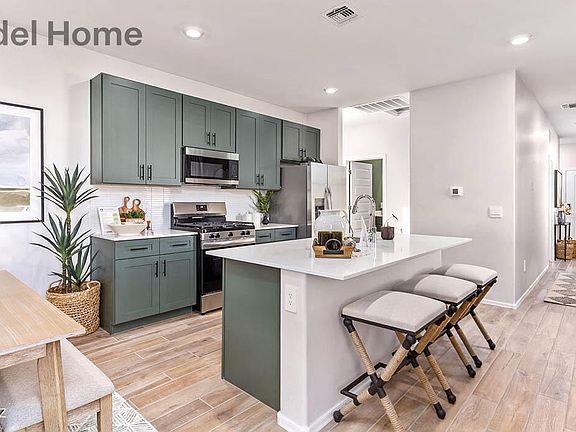 2nd image of 10448 W Thetford Ln