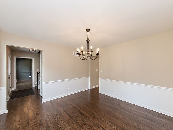 5th image of 904 Canonero Dr