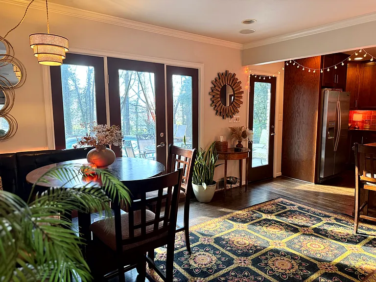 2056 Lenox Rd NE — Photo 12
