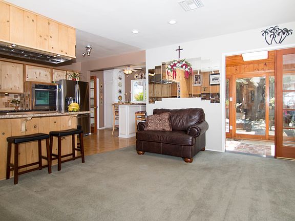 4th image of 3741 Altura Ave